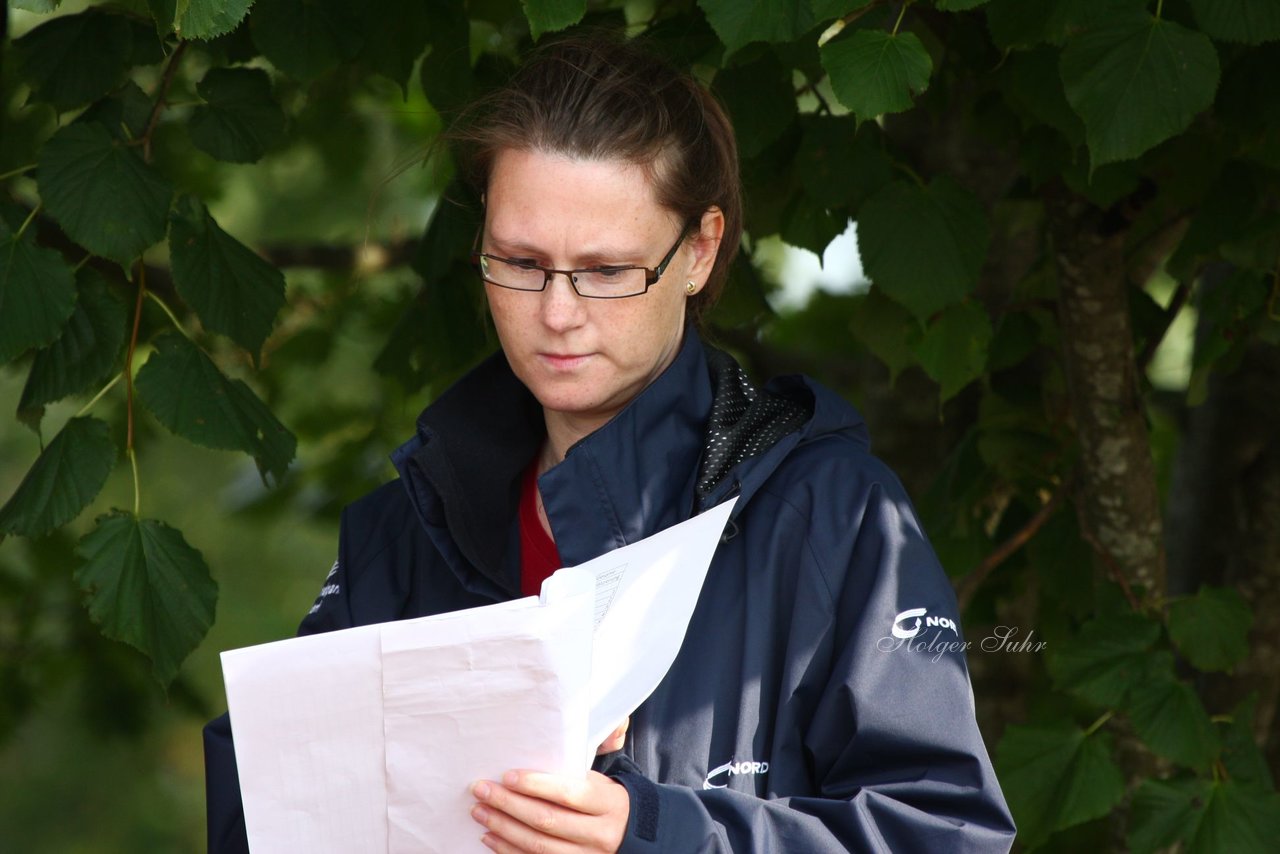 Bild 250 - Vogelschießen 2011